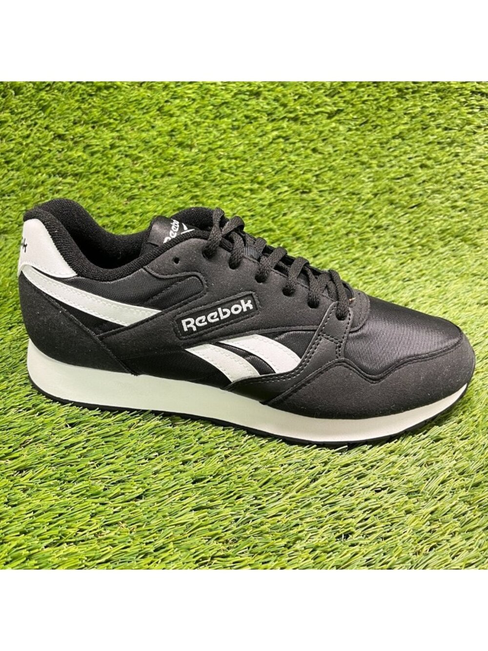 Reebok‎ Ultra Flash Mens Size 9.5 Black White Athletic Running Shoes Sneakers